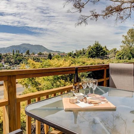 Treetop Hideaway - Taupo Holiday Home Exterior foto